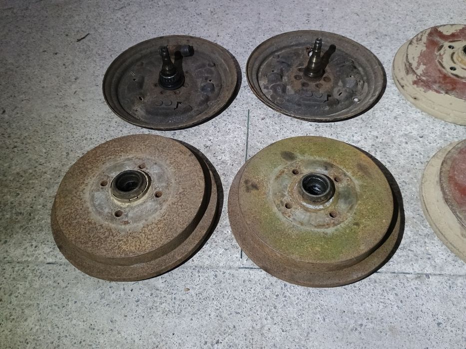 Запчастини Пасат б4 задні барабани тормоза Passat b4 Пассат