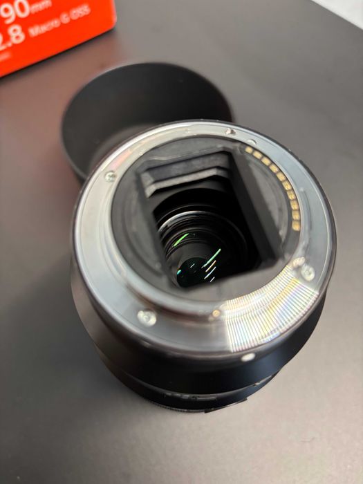 Sony FE 90mm Macro