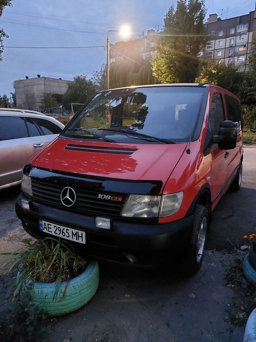Продам Мерседес Вито 2.2 дизель