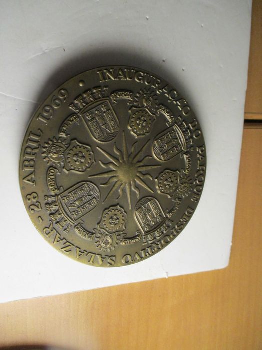 Medalha DR.Oliveira Salazar Nos Oitenta Anos de Salazar