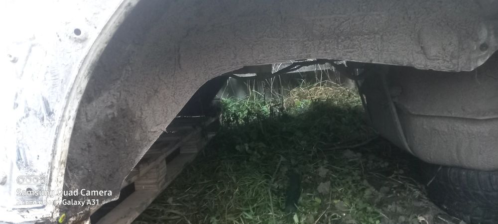 Кузов toyota land cruiser 90 двері крила капот