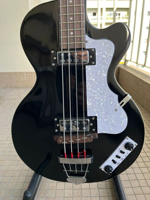 Hofner Ignition Club Bass Preto