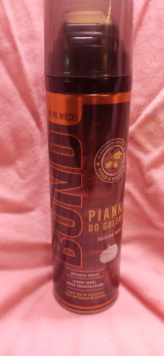 Pianka do golenia Bond Elegancki Zapach 250ml