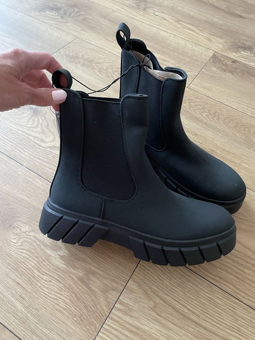 Nowe botki damskie r39