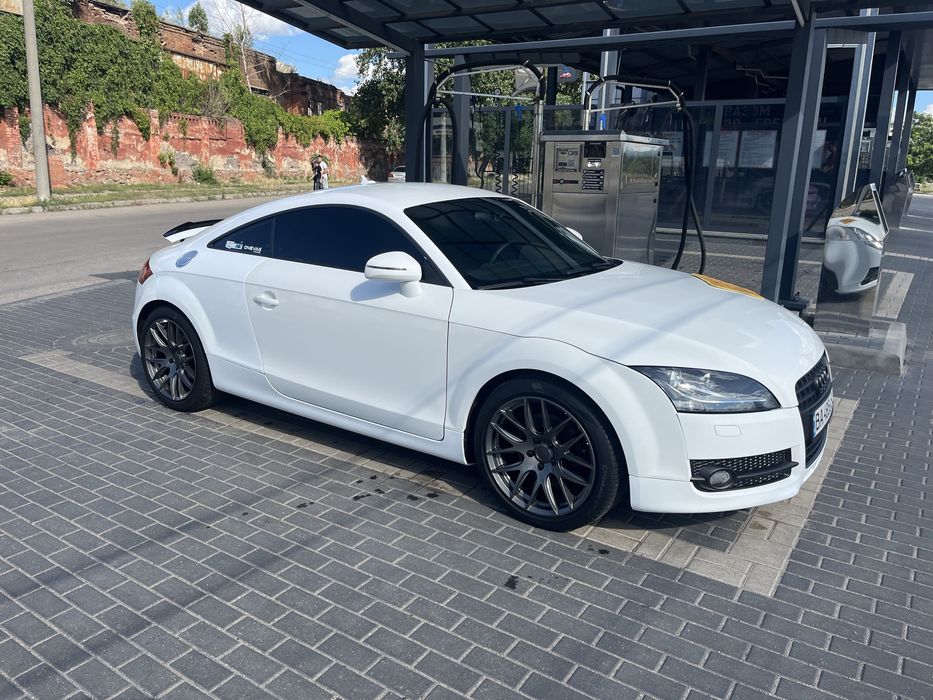 Продаж Audi tt 8j