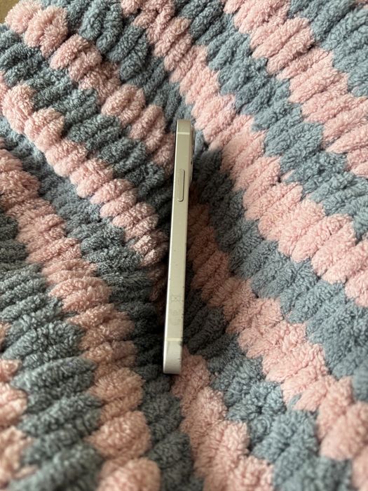 Айфон 13 mini на 128гб