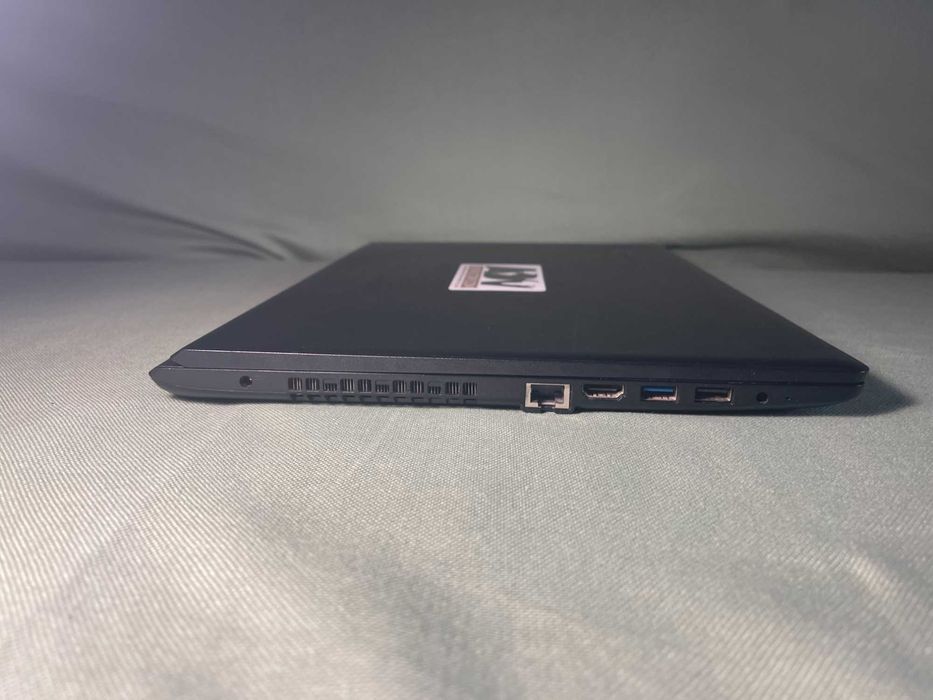Ноутбук Lenovo IdeaPad 110-15ISK (робочий,ігровий,повсякденний)