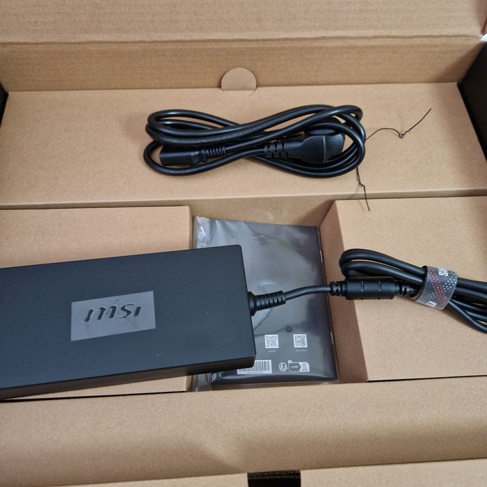 MSI Raider A18 HX Portátil Gaming