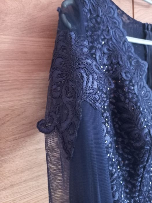 Elegancka sukienka damska