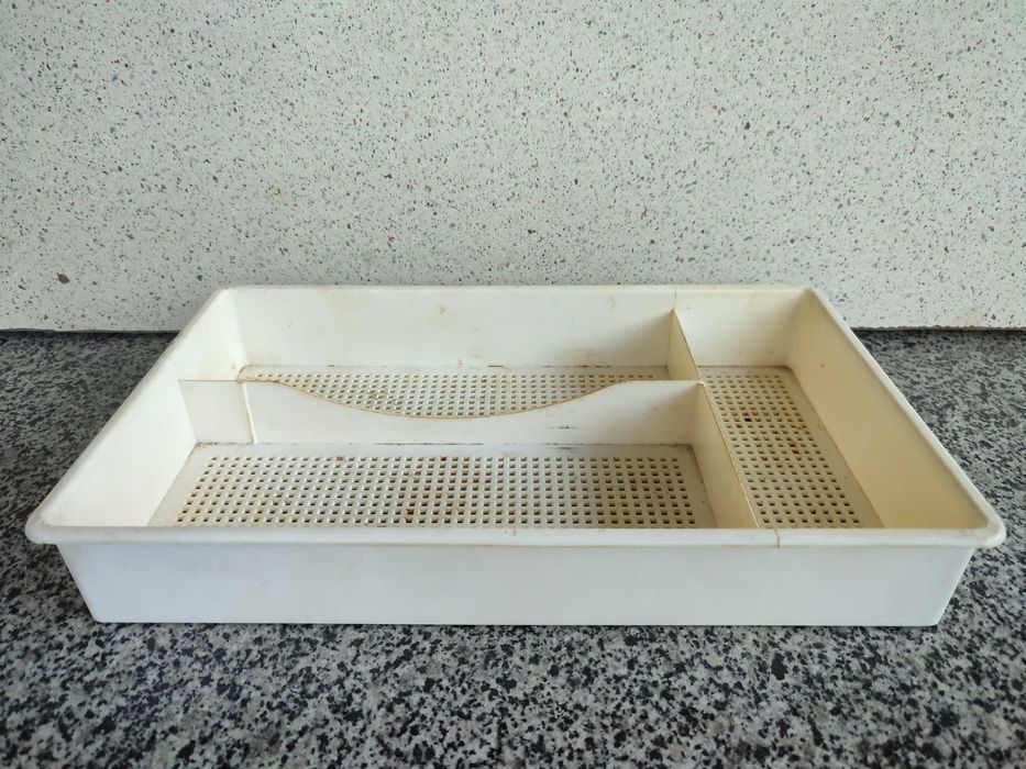 Деревянный лоток для шурупов гвоздей метизов производства СССР.