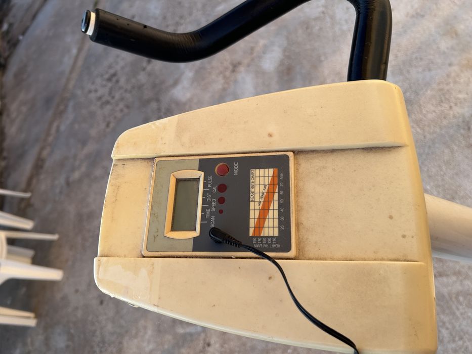 Bicicleta  de ginastica usada em bom estado