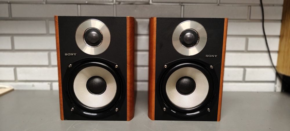 Kolumny monitory SONY SS-CCPZ3