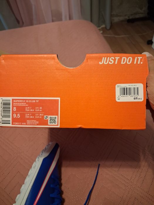 Chuteiras da Nike novas