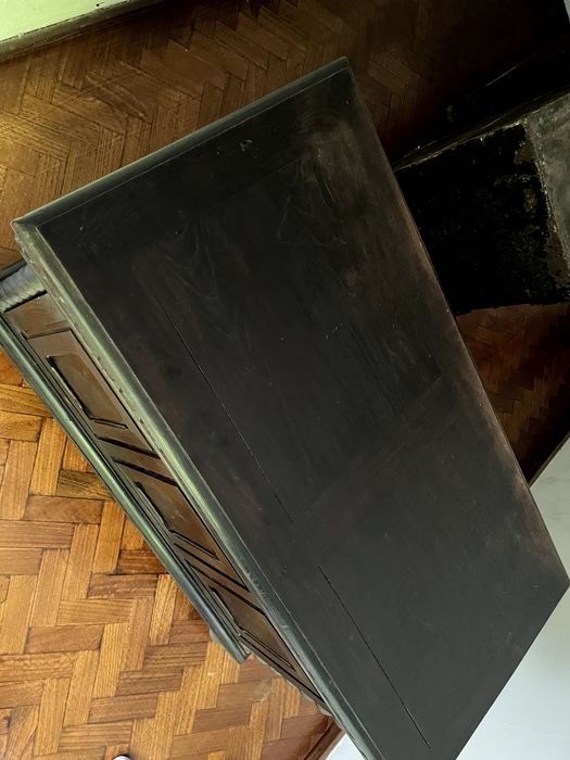 Secretária de centro, muito antiga e em ótimo estado