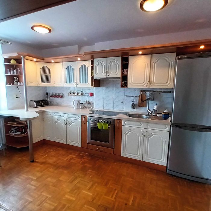 Pokoje dla  studentow,- dwa dostępne.  Nysa centrum.