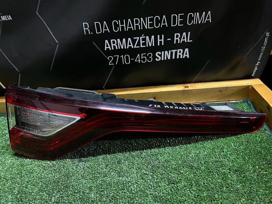 Farolim traseiro esquerdo Renault Megane 4 ano 2017