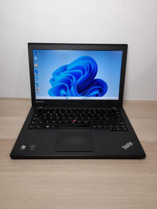 Lenovo x240 -- Intel Core i5 / 8Gb / SSD 128GB