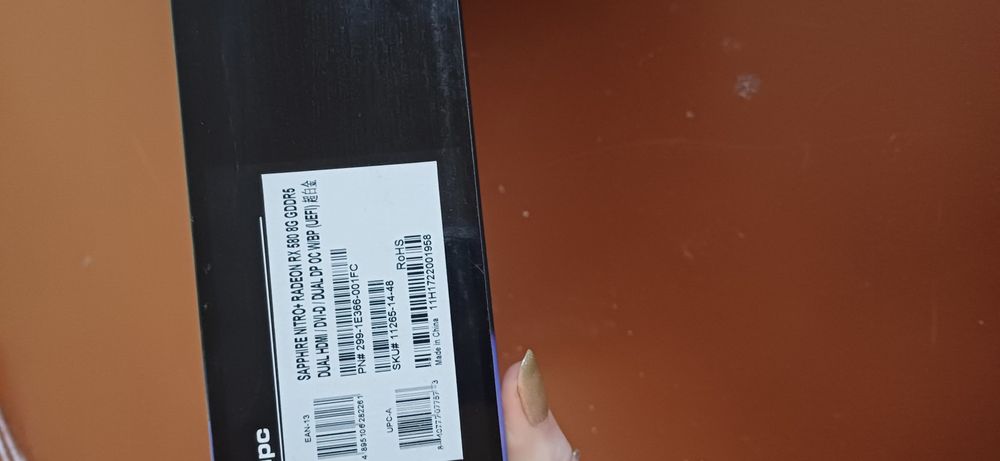 Продам відеокарту Sapphire Nitro+ Radeon RX 580 8GB GDDR5