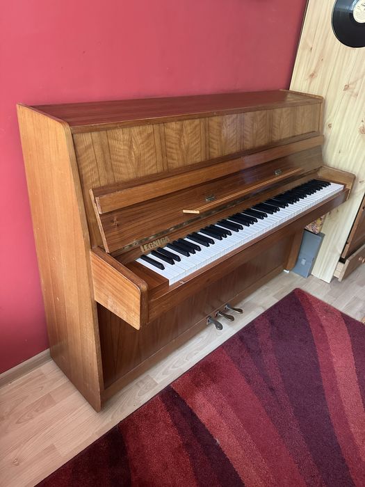 Pianino Legnica sprzedam