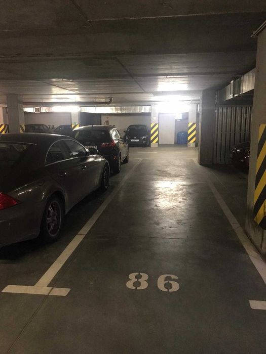 Miejsce w garażu podziemnym Warszawa, Fort Bema, Obrońców Tobruku 38