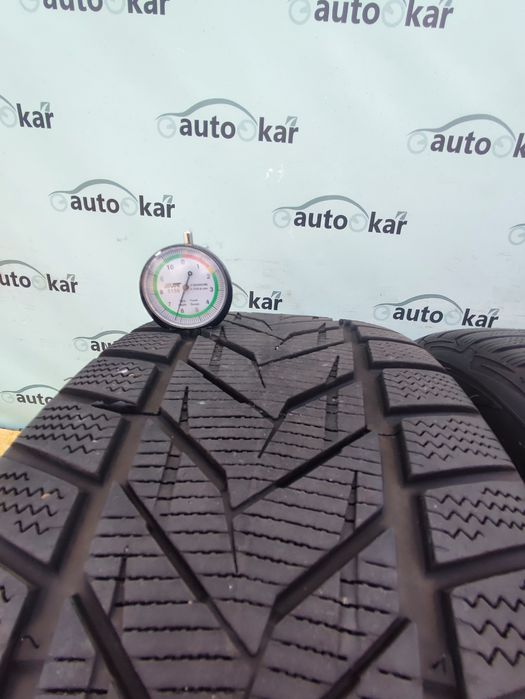 шини зимові 225/45R17 Vredestein