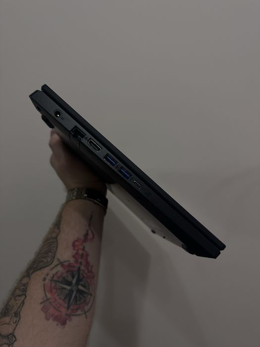 Топовий ігровий ноутбук!!! Acer Nitro V15 у відміному стані