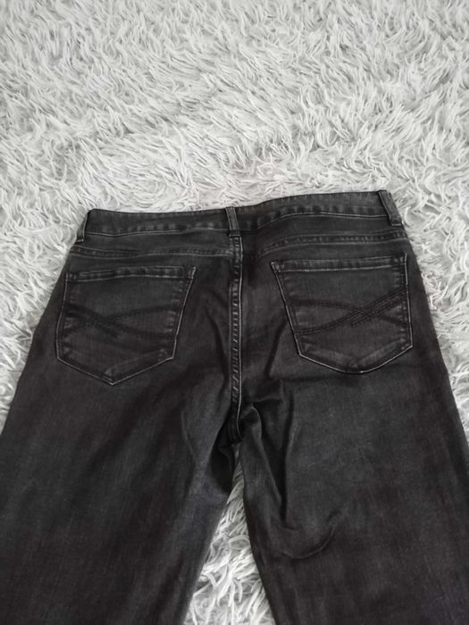 spodnie jeans skiny