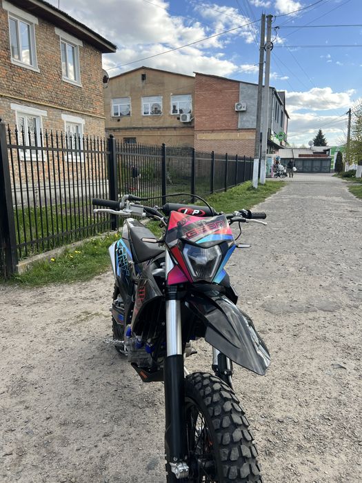 Geon gnx k23 nb motard ( терміново)