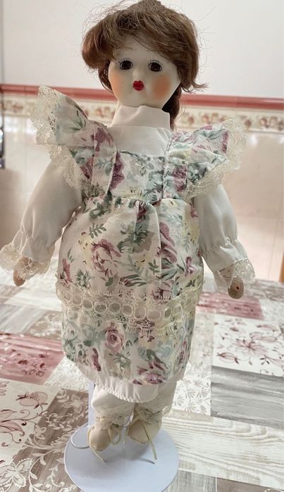 Bonecas de porcelana