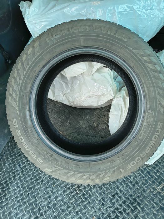 Opony zimowe Nokian 215/60 R16