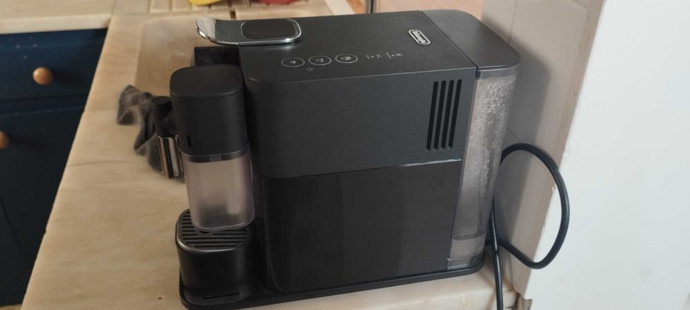 Lattissima One Nespresso Delonghi AVARIADA!