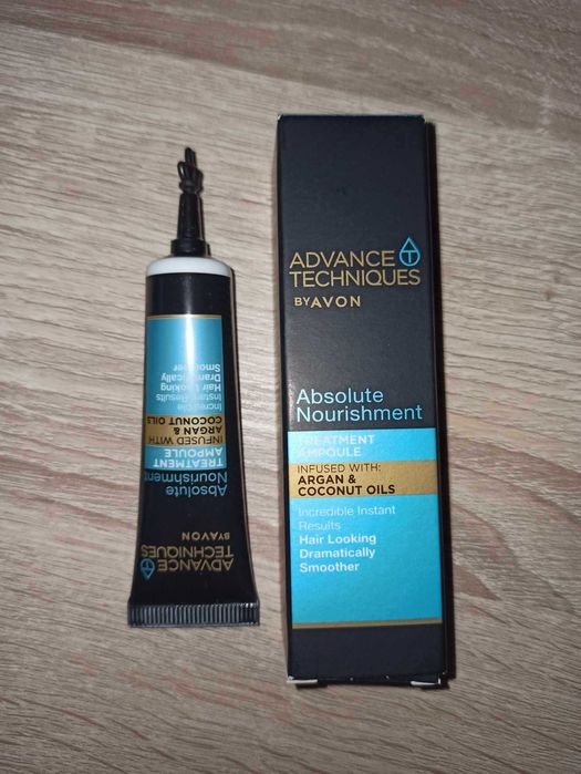 AVON Intensywnie odżywiająca ampułka do włosów