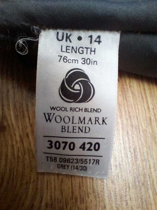 Шерстяная юбка годе Marks & Spencer (Woolmark Blend) | Размер UK 14 / L