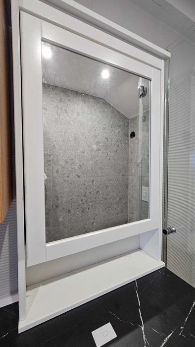 Szafka z lustrem łazienkowa Hemnes IKEA