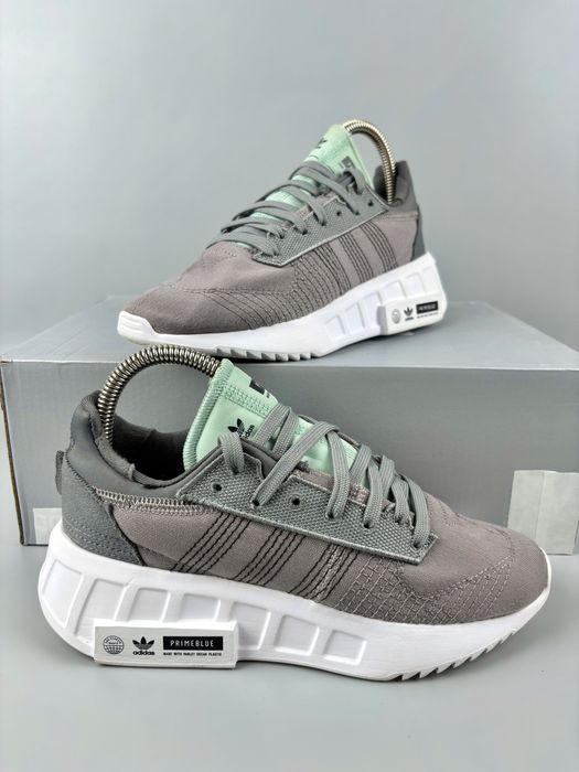 Кросівки Adidas 36р