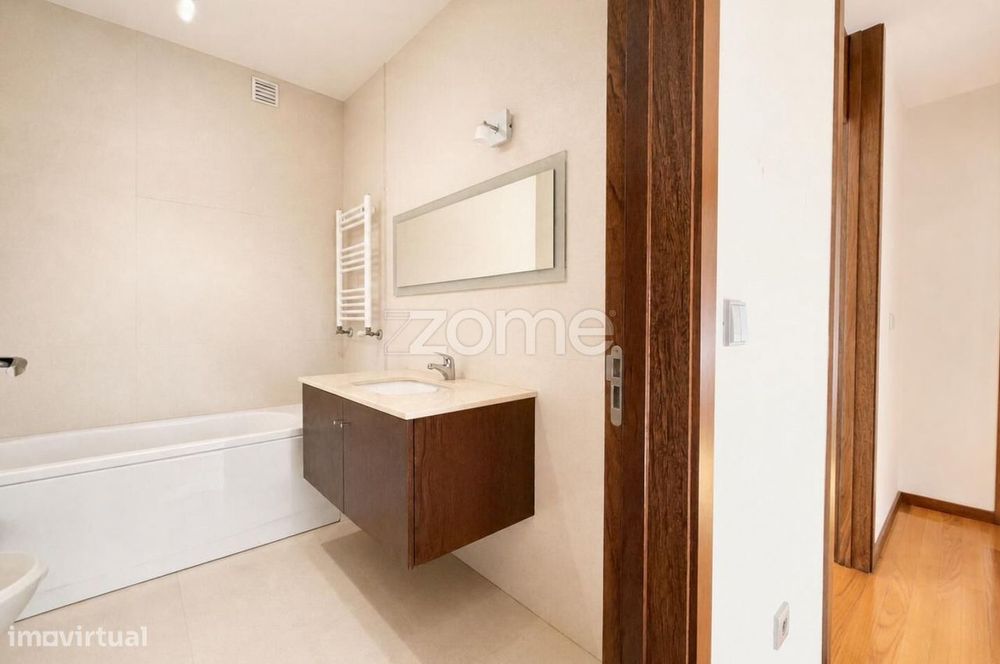 Apartamento T3, Celeirós, Braga.