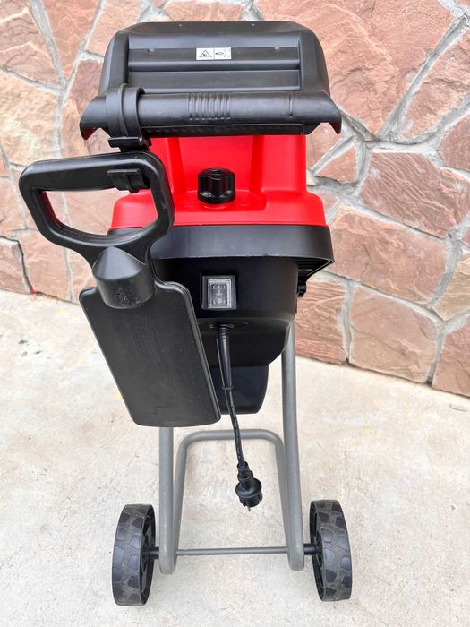 Садовий подрібнювач Einhell GC-KS 2540 ножовий бу із Німеччини