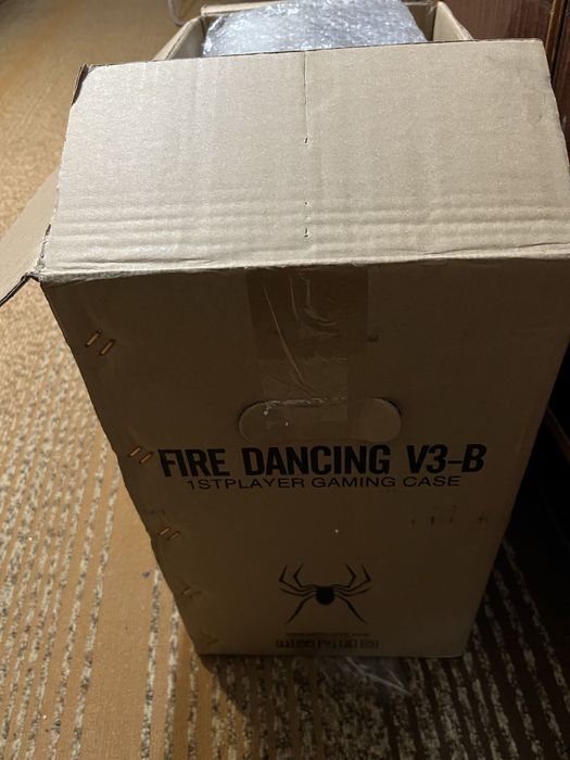 Комплект: ігровий системний блок Esprimo P910 + монітор LG 19