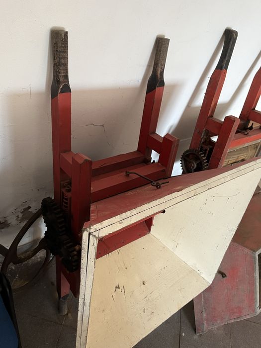 Relador de uvas manual