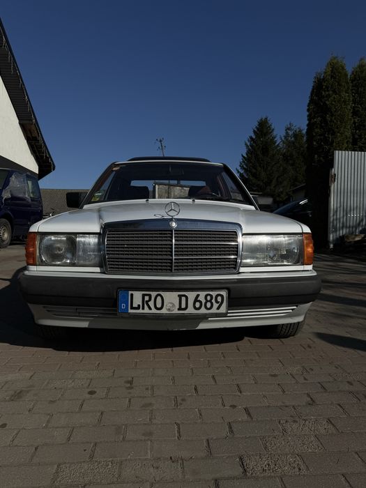 Mercedes 190 benzyna 1.8