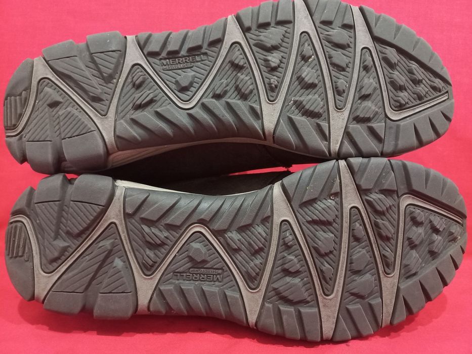 Кожаные трекинговые ботинки кроссовки Merrell  Select Grip