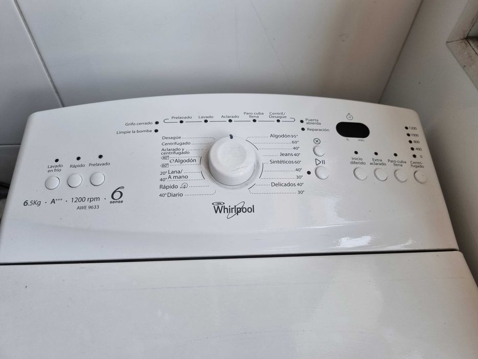 Máquina de Lavar Roupa Whirlpool 6.5kg – Classe A+++ (Lava muito bem)