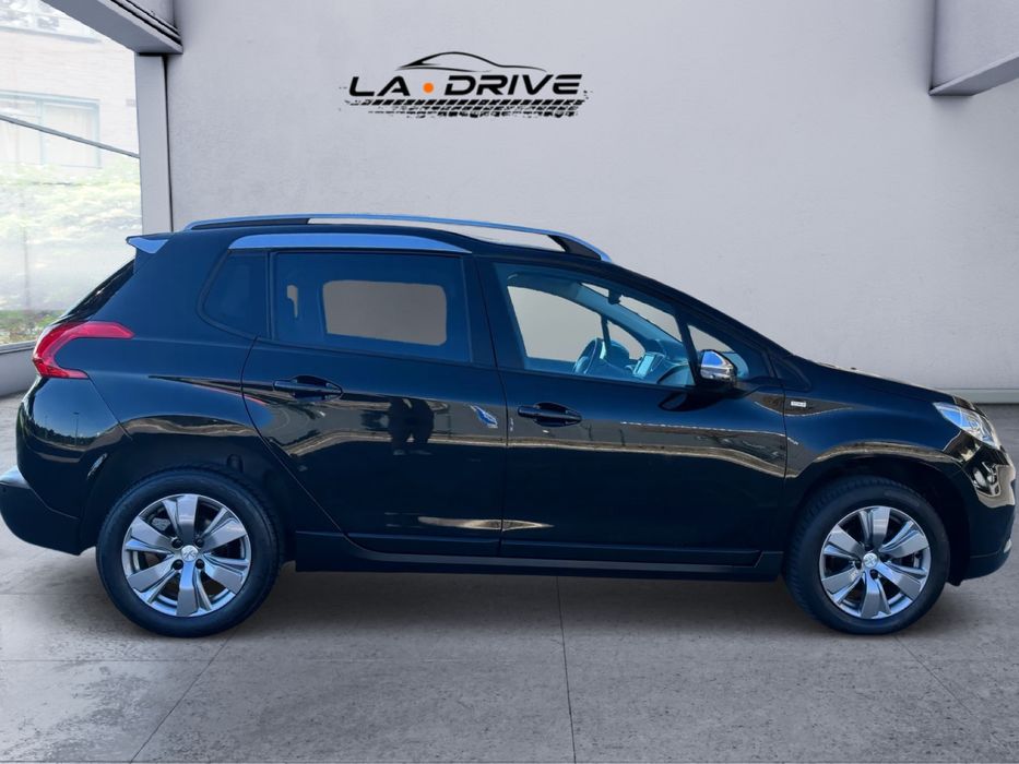 Peugeot 2008 — fotografia 6