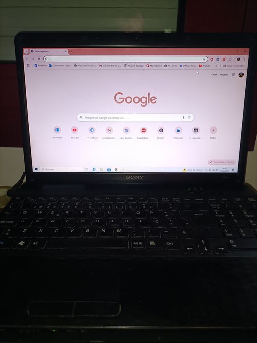 Sony Vaio VPCEH2Q1E - i5, 8GB RAM