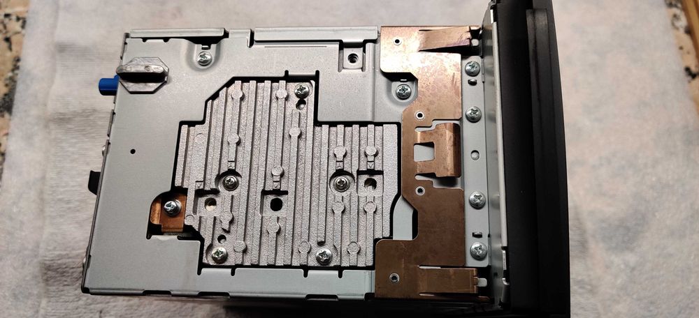 AUDI A3 8P RNS-E LED PU Radio MP3 GPS SAT NAV SD VIM SDS