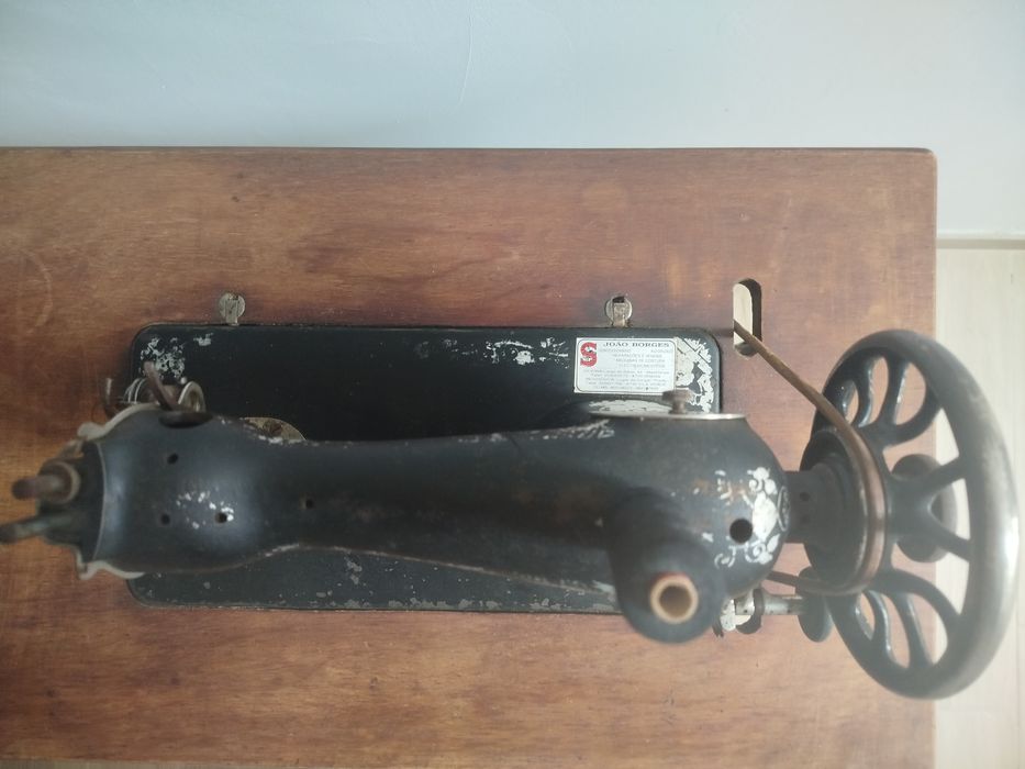Máquina de costura Singer