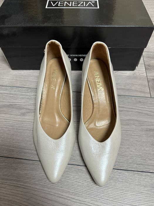 Venezia buty ślubne skórzane 38