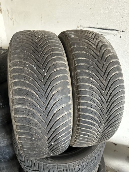 Автомобильные зимние шины покрышки резина 205//55R16 мишлен