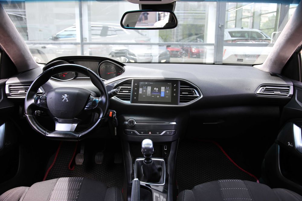 Продам Peugeot 308