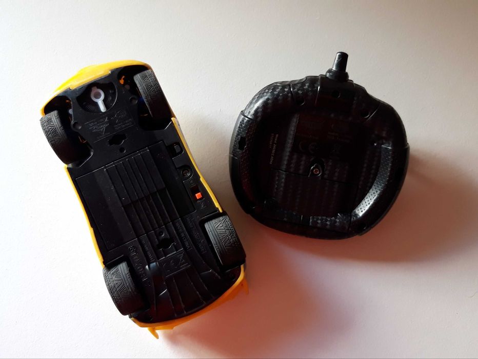 Carro telecomandado CARS Disney Pixar